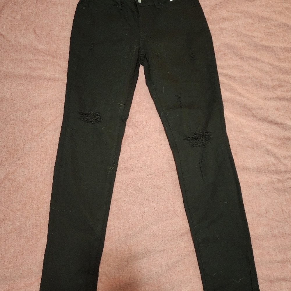 Black Distressed Jeans